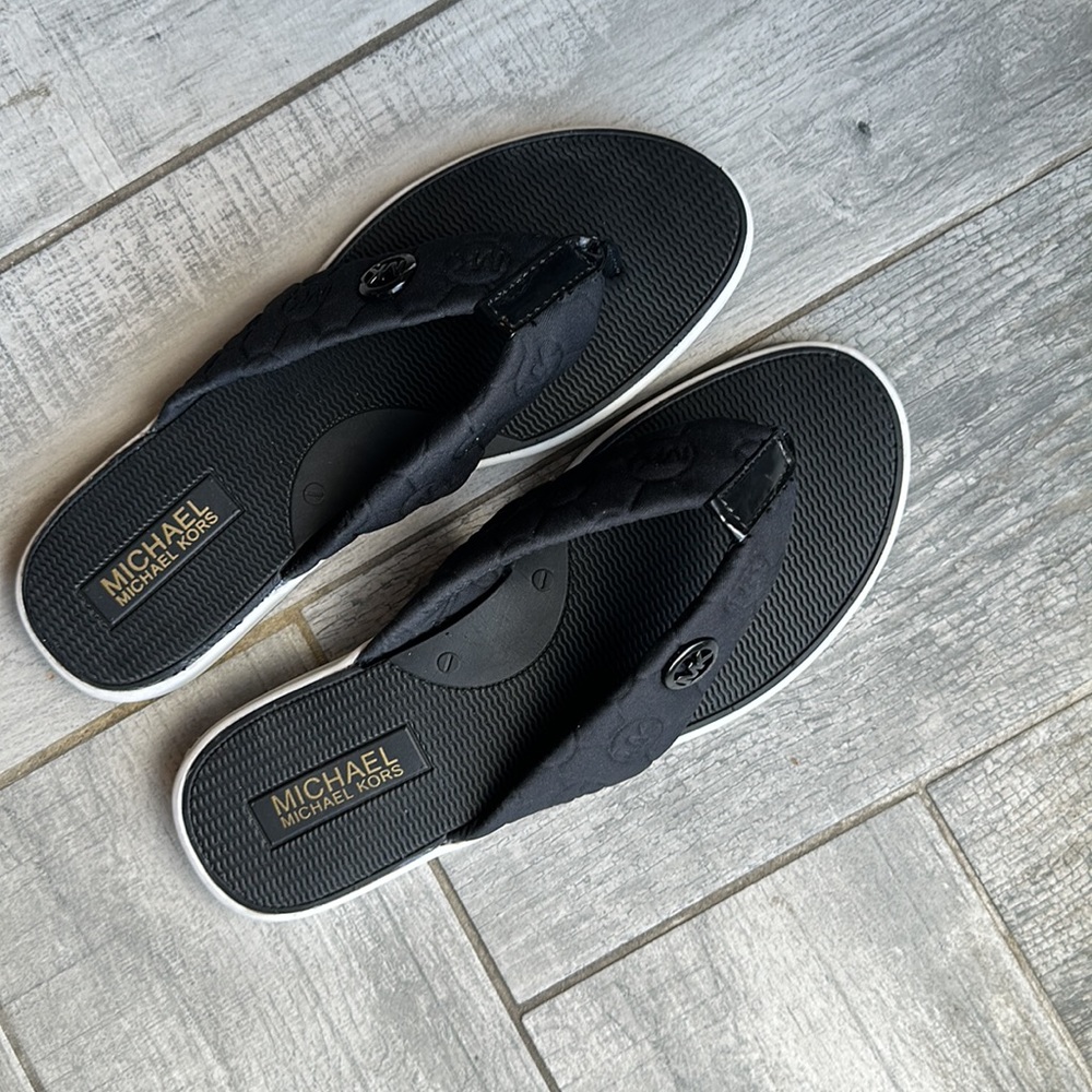 Michael Kors Lyssa Thong Sandals- black 9